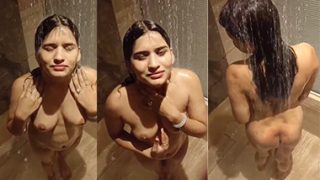 Desi Hot Girlfriend Sucking BF Cook And Fuck