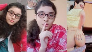 Young Slim Bengali Gf Showing Boobs & Big Ass