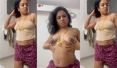 Tamil Hot Rich Wife Blowjob & Boobs Show New Videos
